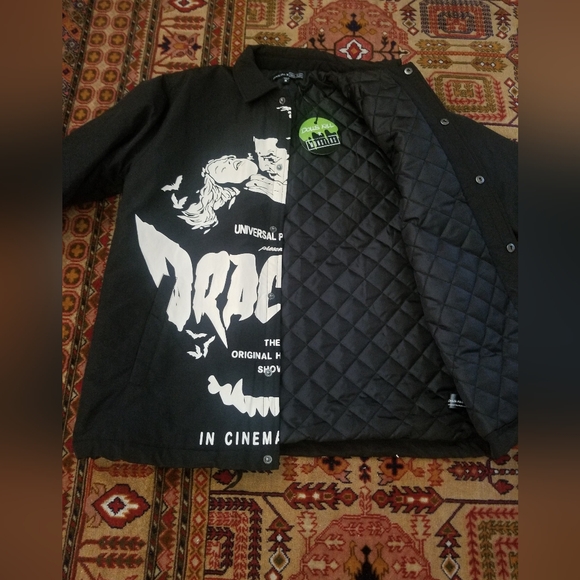 DOLLS KILL DRACULA COAT! - Picture 9 of 9